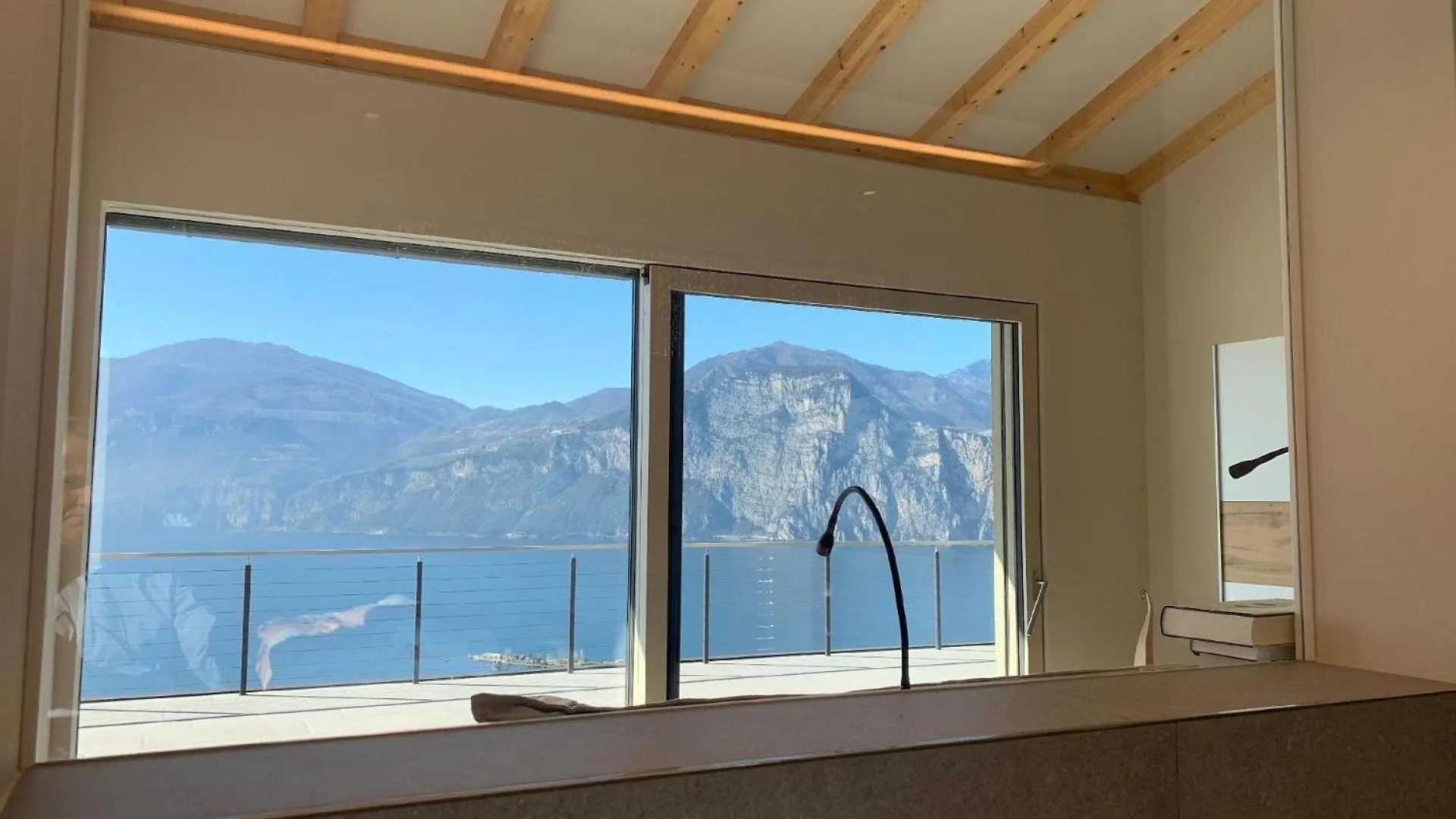 Sopralago Ein Ferienhaus Mit Grandiosem Weitblick Von Norden Bis Sueden Des Gardasees Villa Malcesine Italy