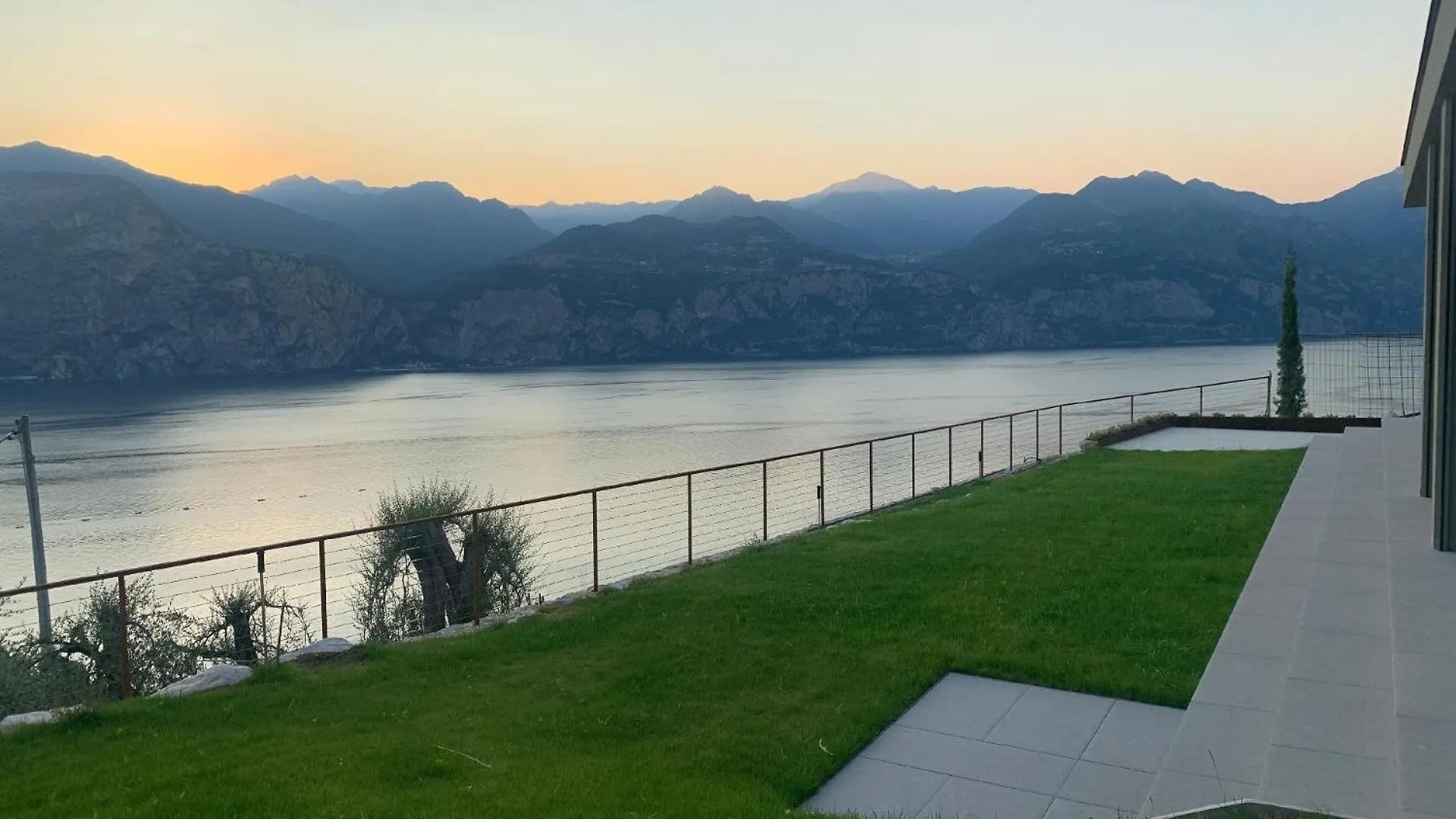 Sopralago Ein Ferienhaus Mit Grandiosem Weitblick Von Norden Bis Sueden Des Gardasees Villa Malcesine